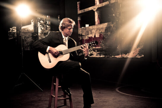 Renowned Guitarist Jason Vieaux Joins Curtis Artist Management Roster